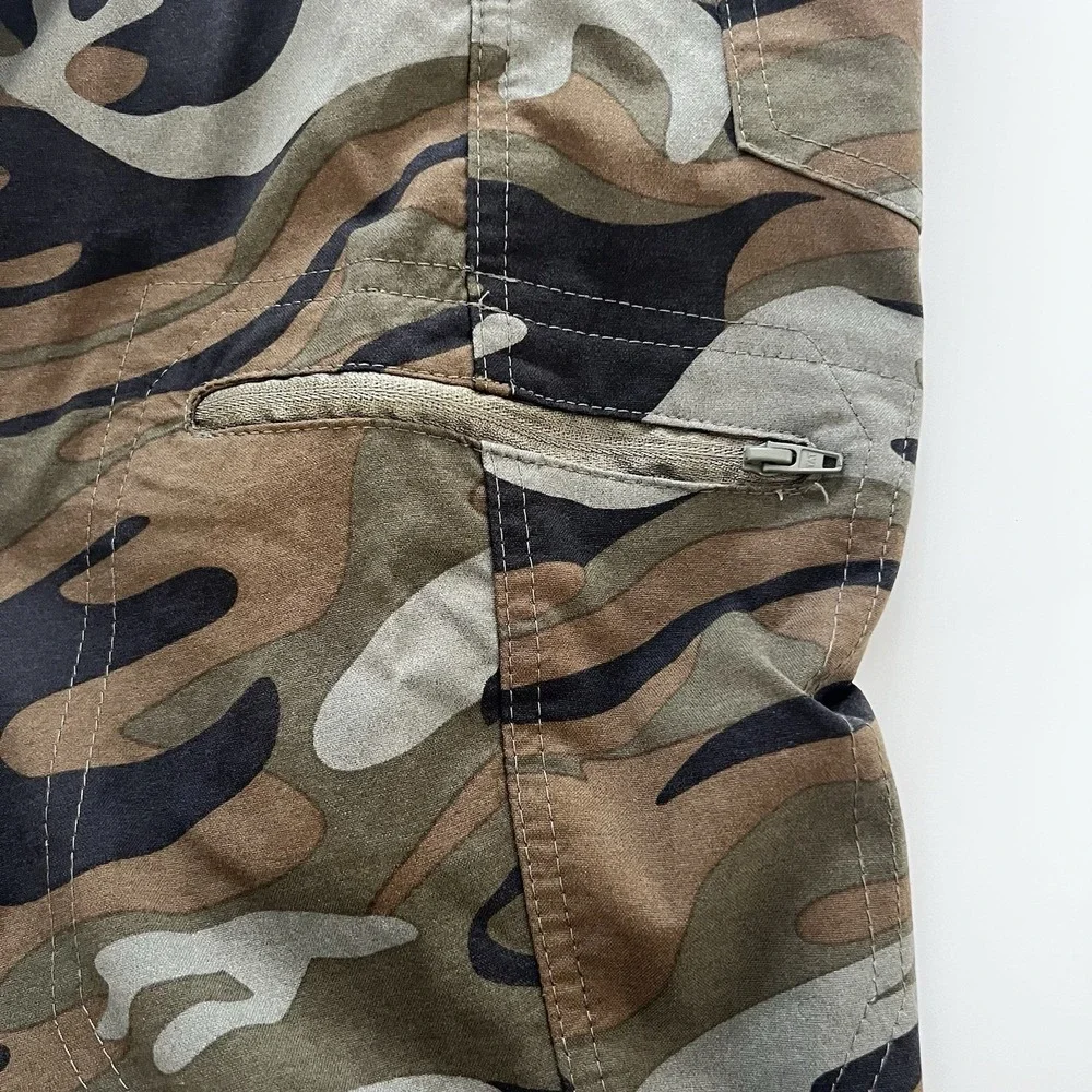 Wrangler Outdoor Camo Hiking Pants Mens 36x30 Tag 34x26 Measured Zip Pockets